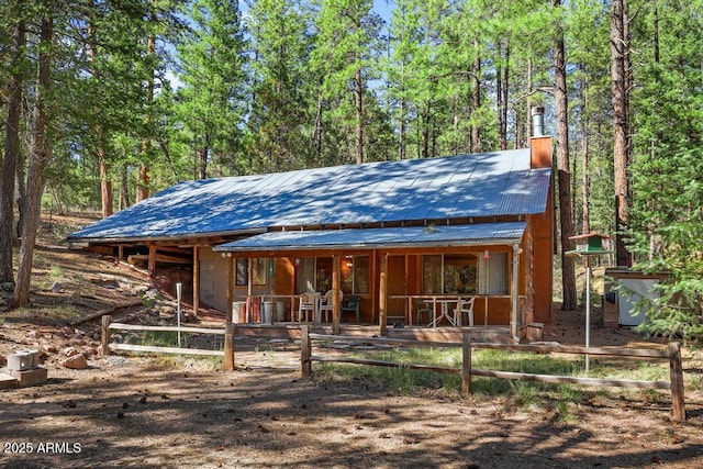197 S Hiscox Ln, Payson, AZ 85541 - chalet / cabin with a porch and a metal roof