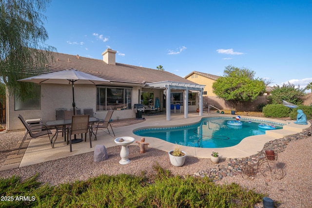 835 W Beechnut Dr, Chandler, AZ 85248 - view of swimming pool with a pergola, a fenced backyard, a patio, and area for grilling