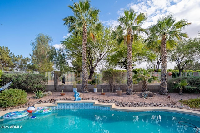 835 W Beechnut Dr, Chandler, AZ 85248 - view of pool