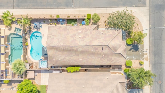 46068 W Guilder Ave, Maricopa, AZ 85139 - bird's eye view of a pool