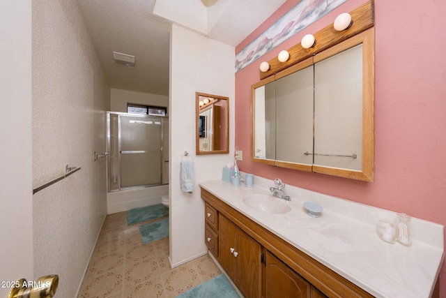 1147 Pedro Ct, Rio Rico, AZ 85648 - full bathroom with vanity and toilet