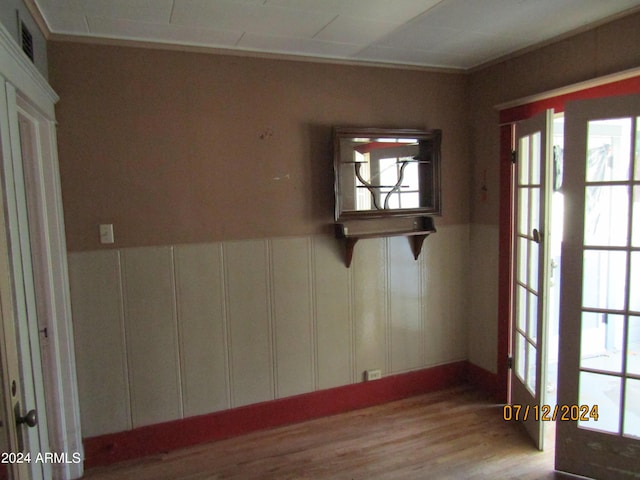 60 Wood Cyn, Bisbee, AZ 85603 - spare room with wood finished floors and a healthy amount of sunlight