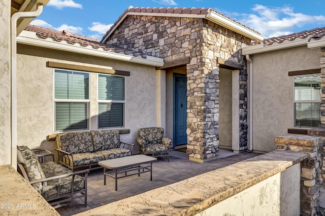 view of patio with outdoor lounge area