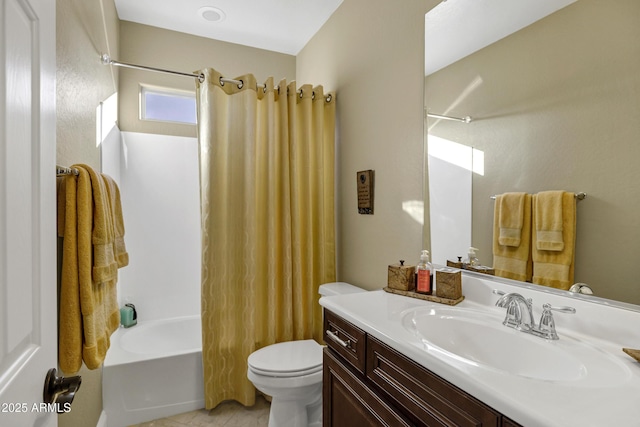 full bathroom with shower / tub combo with curtain, vanity, and toilet