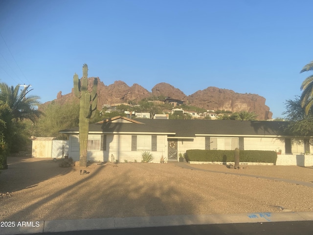 5625 N 45th St, Phoenix, AZ 85018 - view of front of home featuring a mountain view