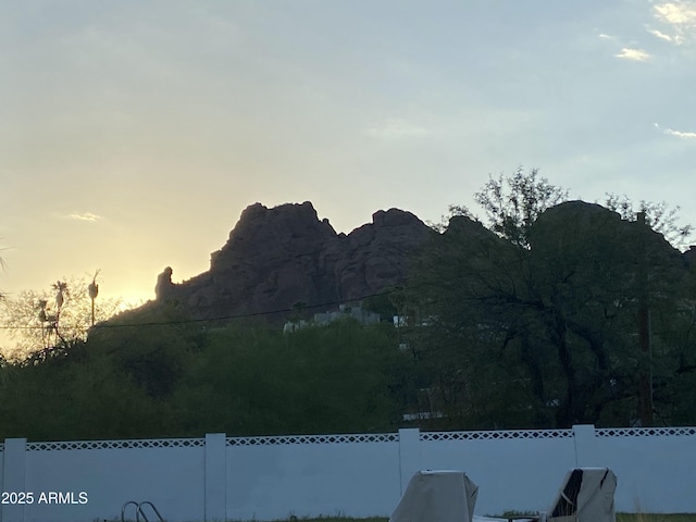 5625 N 45th St, Phoenix, AZ 85018 - mountain view