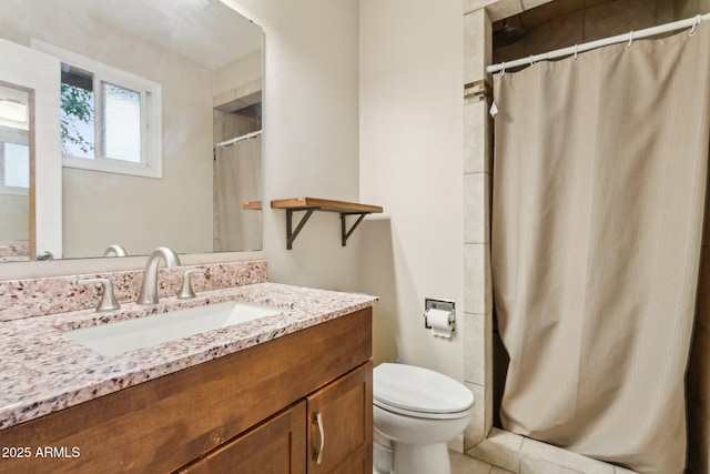 1649 W Royal Palm Rd, Phoenix, AZ 85021 - full bathroom featuring toilet, vanity, and a shower with curtain