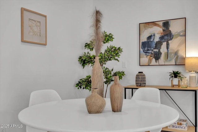 6747 N 12th St, Phoenix, AZ 85014 - view of dining room