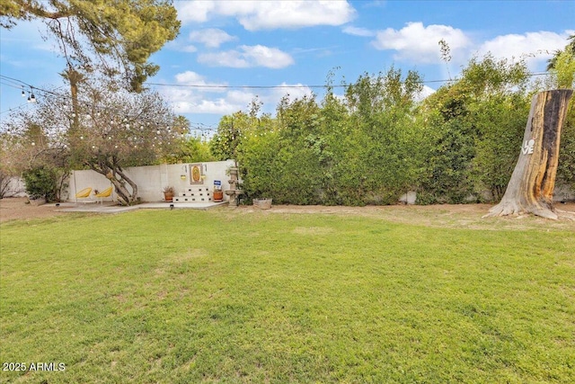 6747 N 12th St, Phoenix, AZ 85014 - view of yard featuring fence
