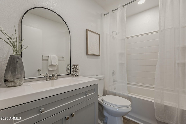 16421 N 34th Ave, Phoenix, AZ 85053 - full bath with shower / bathtub combination with curtain and vanity