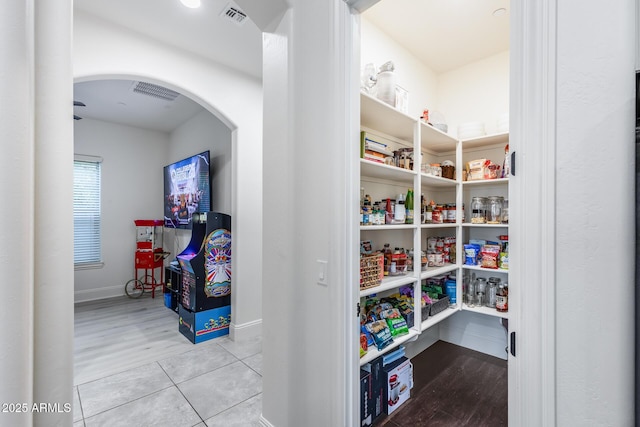 9527 W Whitehorn Way, Peoria, AZ 85383 - view of pantry