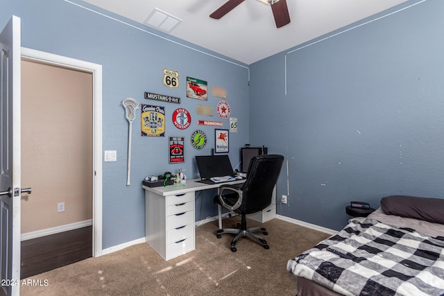 carpeted bedroom with ceiling fan