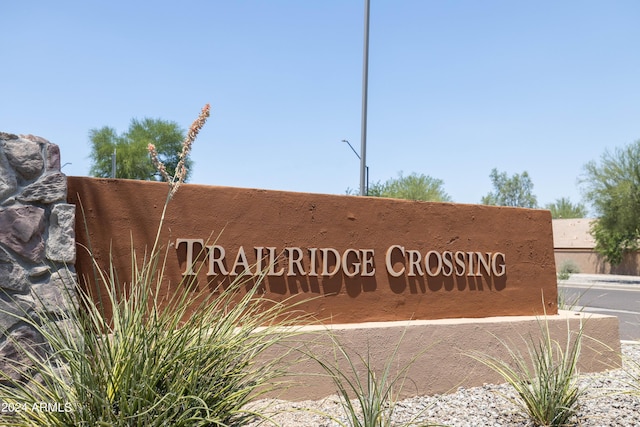 view of community / neighborhood sign