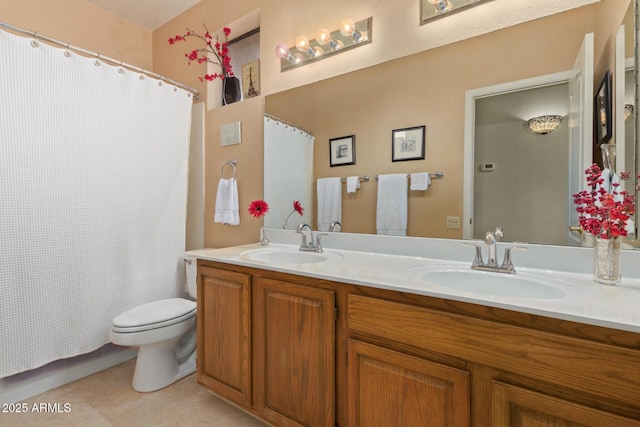 full bath with a shower with shower curtain, a sink, toilet, and double vanity