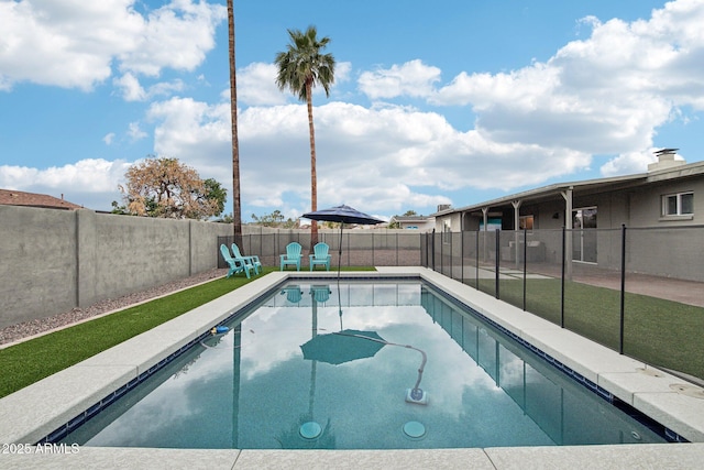 5119 E Shaw Butte Dr, Scottsdale, AZ 85254 - view of swimming pool featuring a fenced backyard