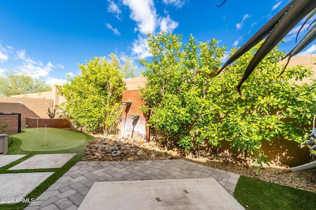 view of patio featuring a fenced backyard