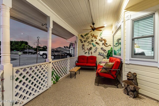 4013 E Delta Cir, Mesa, AZ 85206 - view of patio with ceiling fan