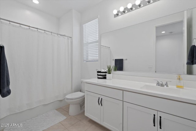6313 N 68th Dr, Glendale, AZ 85303 - bathroom featuring tile patterned floors, toilet, vanity, recessed lighting, and shower / tub combo with curtain