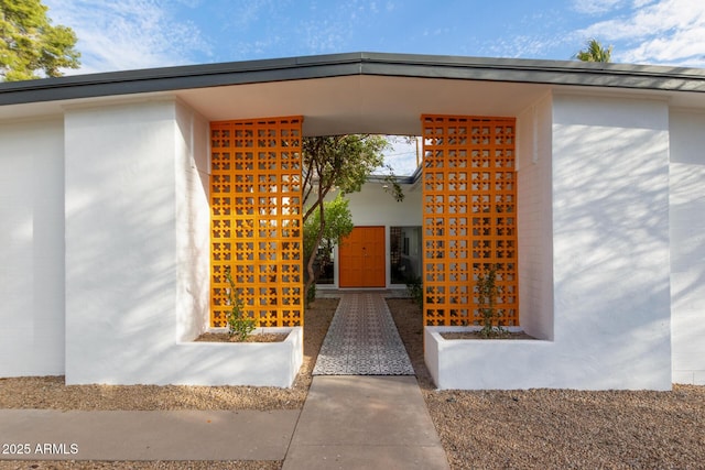 view of doorway to property