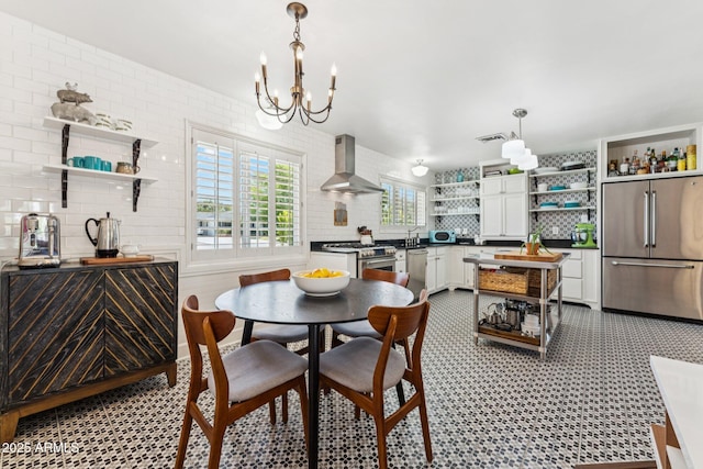3201 E Colter St, Phoenix, AZ 85018 - dining area with a chandelier