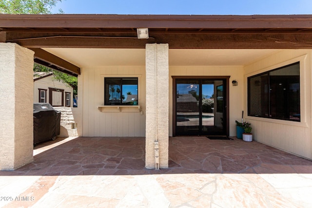 6417 E Kings Ave, Scottsdale, AZ 85254 - view of exterior entry with a patio
