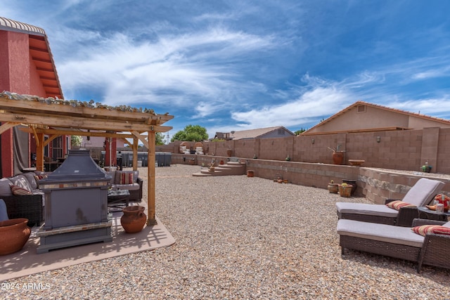 view of yard featuring a pergola and a patio area