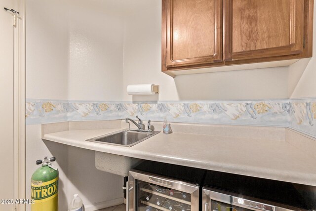 7648 W Mauna Loa Ln, Peoria, AZ 85381 - laundry area featuring a sink