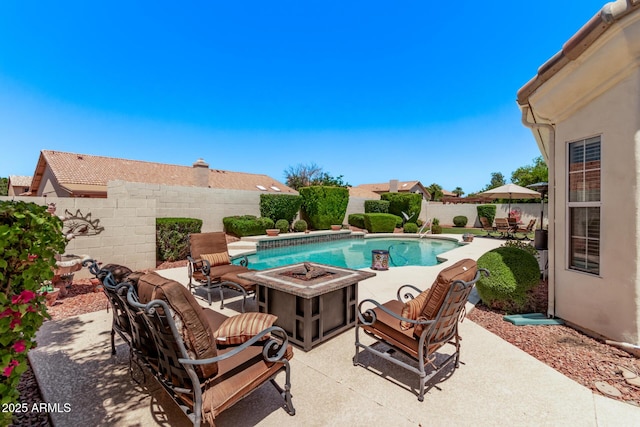 7648 W Mauna Loa Ln, Peoria, AZ 85381 - view of pool featuring an outdoor fire pit, a patio area, and a fenced backyard