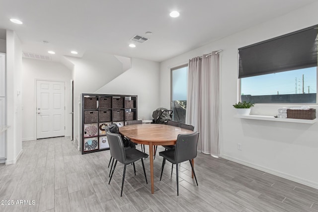 3714 S 58th Dr, Phoenix, AZ 85043 - dining area with wood finished floors, recessed lighting, and baseboards