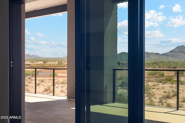 19355 N 73rd Way Unit E-4014, Scottsdale, AZ 85255 - entryway featuring a mountain view and plenty of natural light