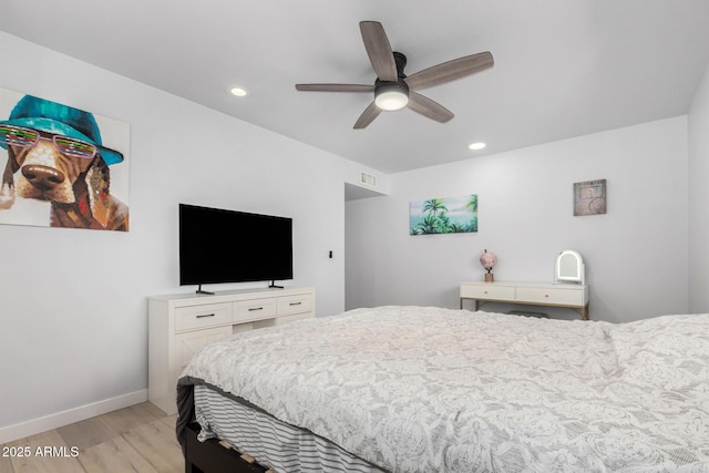 855 S Revolta Cir, Mesa, AZ 85208 - bedroom with recessed lighting, baseboards, ceiling fan, visible vents, and light wood-style floors