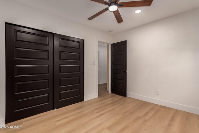 720 E Chilton Dr, Tempe, AZ 85283 - unfurnished bedroom featuring light wood-style floors, recessed lighting, and a closet