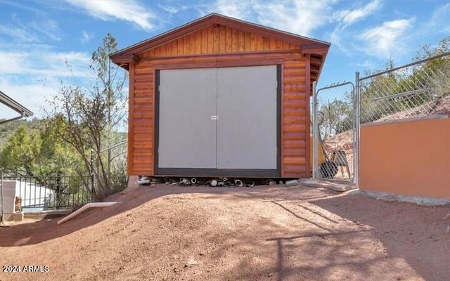 view of shed / structure