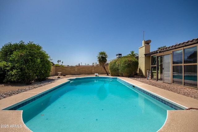 12811 N 44th Dr, Glendale, AZ 85304 - view of swimming pool featuring a fenced backyard