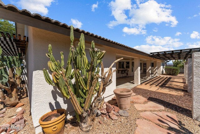 view of mediterranean / spanish-style home