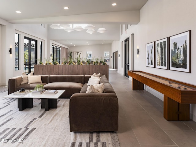 2121 W Sonoran Desert Dr Unit 43, Phoenix, AZ 85085 - lobby featuring recessed lighting