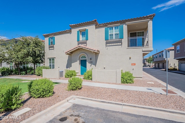 mediterranean / spanish house with central AC