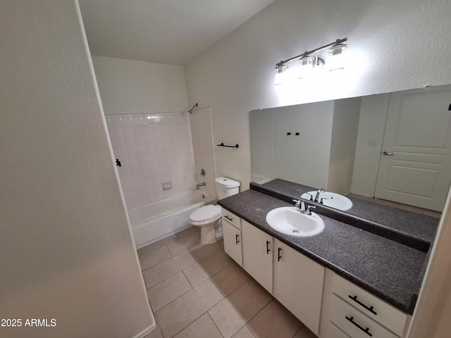 1941 S Pierpont Dr Unit 1043, Mesa, AZ 85206 - full bathroom featuring vanity, tile patterned flooring, and shower / bath combination