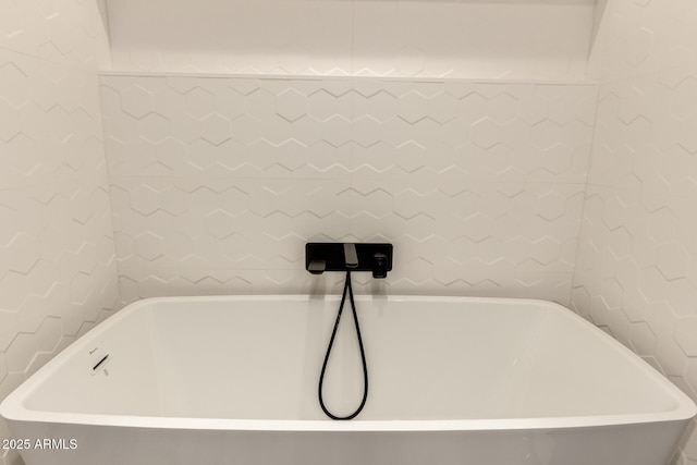 8540 N Central Ave Unit 6, Phoenix, AZ 85020 - bathroom view of a soaking tub and tile walls