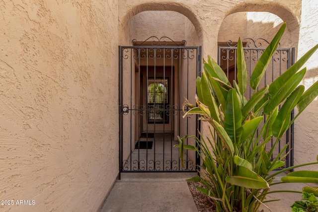8540 N Central Ave Unit 6, Phoenix, AZ 85020 - property entrance with a gate