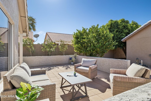 view of patio with outdoor lounge area