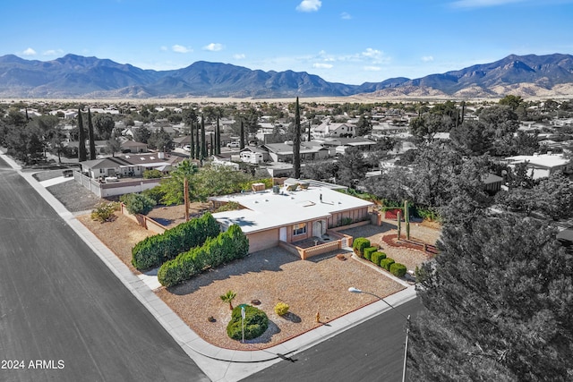 bird's eye view with a mountain view