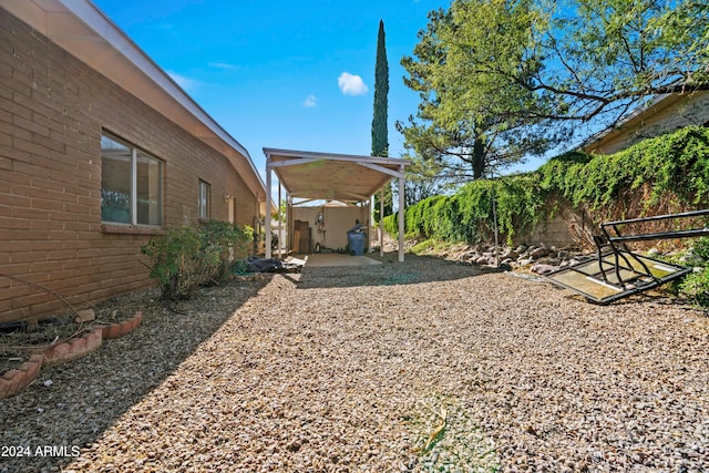 view of yard featuring a patio