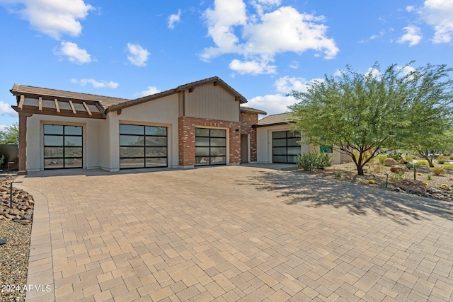 view of front of property featuring a garage