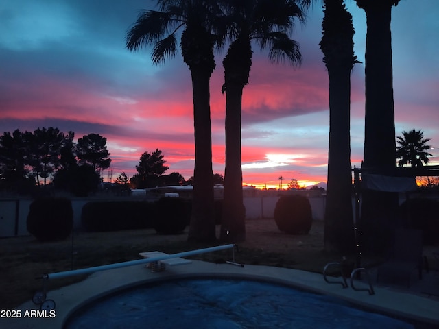 view of swimming pool