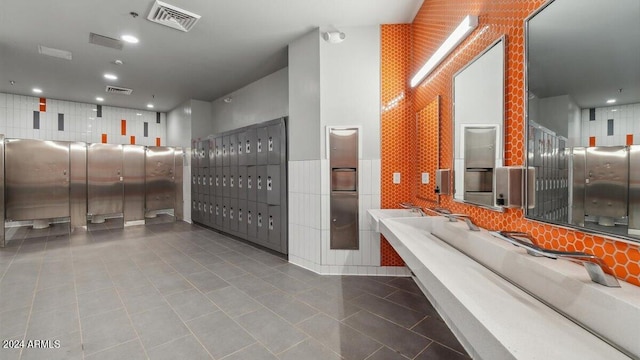 12473 E Bahia Ct, Florence, AZ 85132 - interior space featuring visible vents