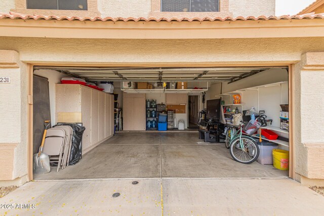 1231 W Mediterranean Dr, Gilbert, AZ 85233 - view of garage