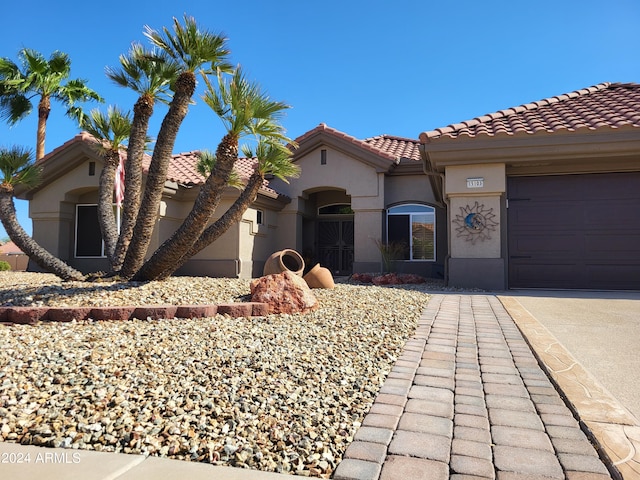 view of front of house featuring a garage