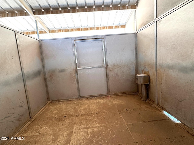 2404 W Palmer Dr, Payson, AZ 85541 - view of stable