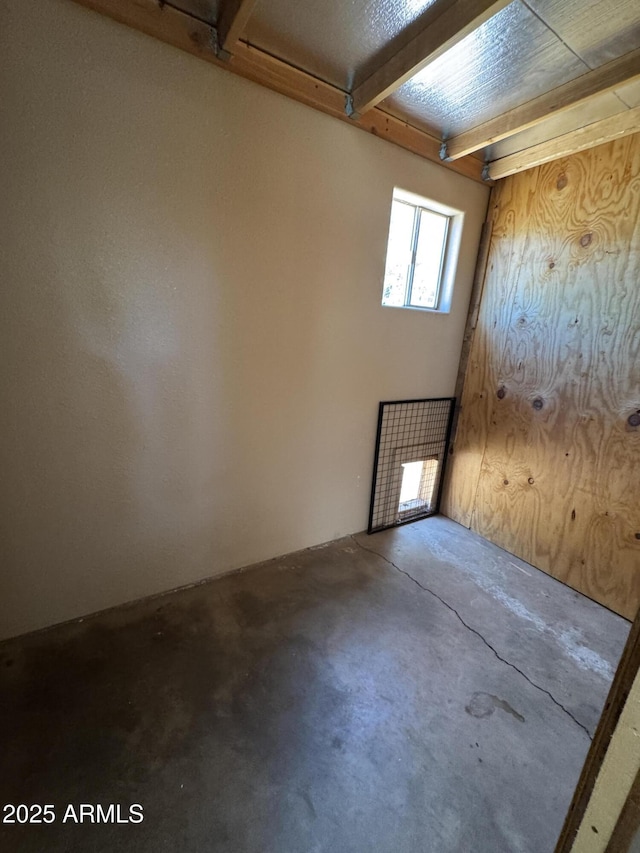2404 W Palmer Dr, Payson, AZ 85541 - unfurnished room with concrete flooring